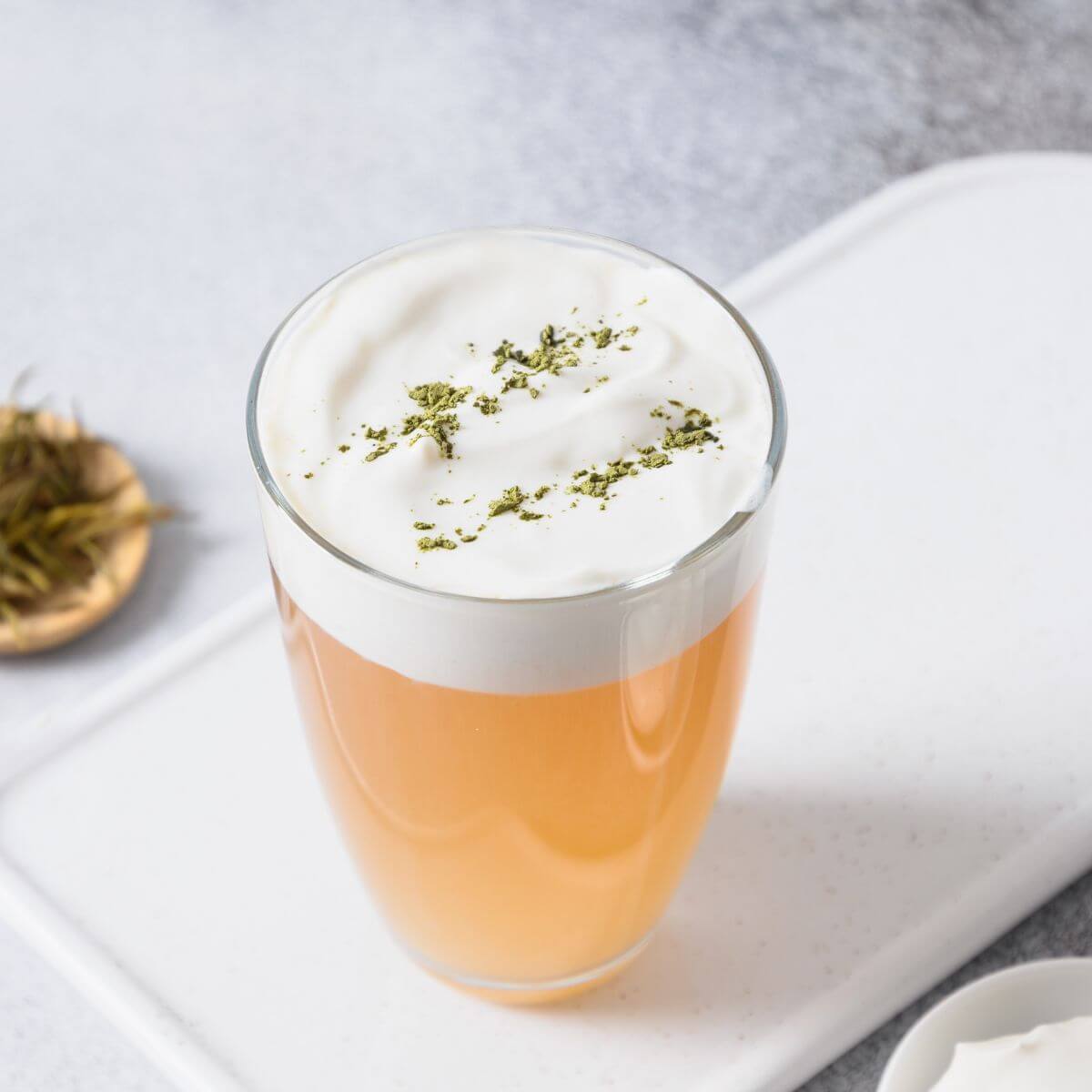 Oolong à la gelée de crème et de pêche